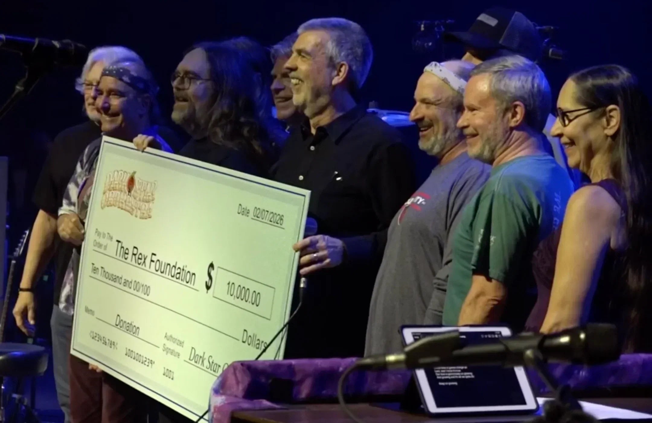 Dark Star Orchestra Donates $10,000 to the Rex Foundation in Memory of Bob Weir